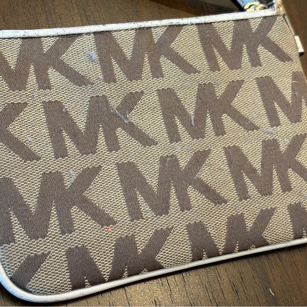 Michael Kors Tan and Cream Logo Wristlet - Picture 4 of 4